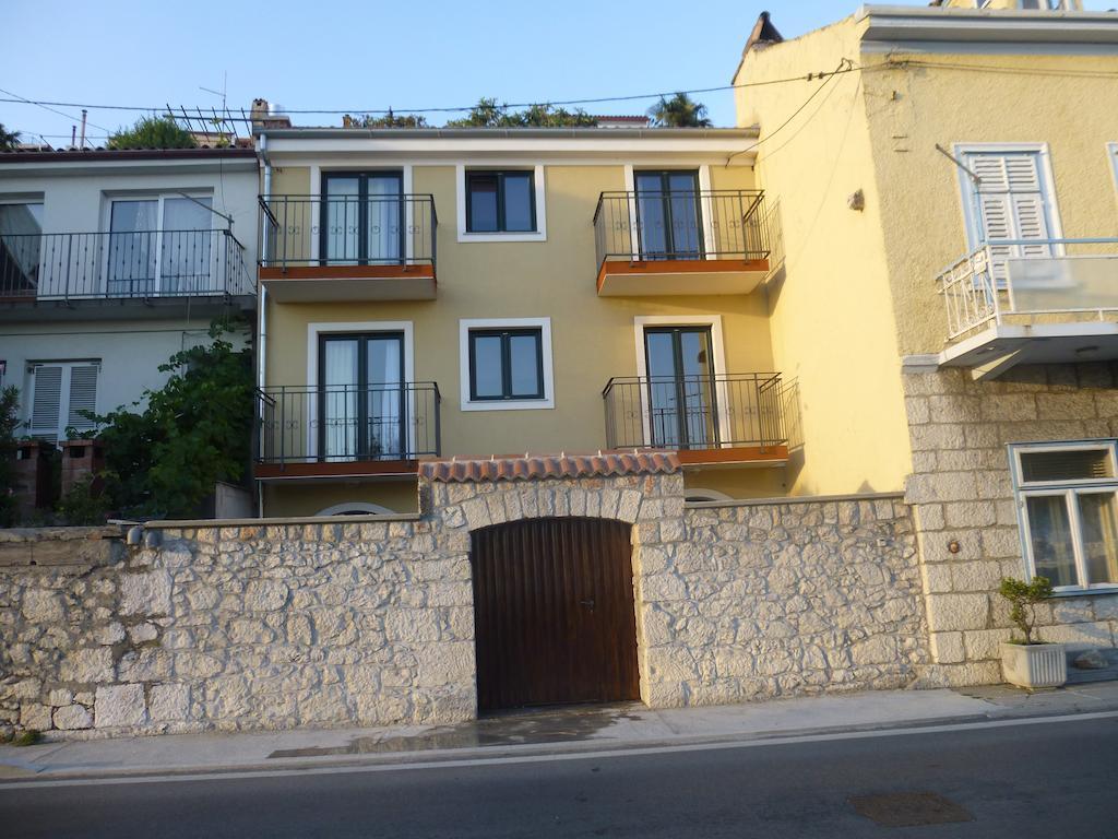 Apartments Monika Novi Vinodolski Szoba fotó